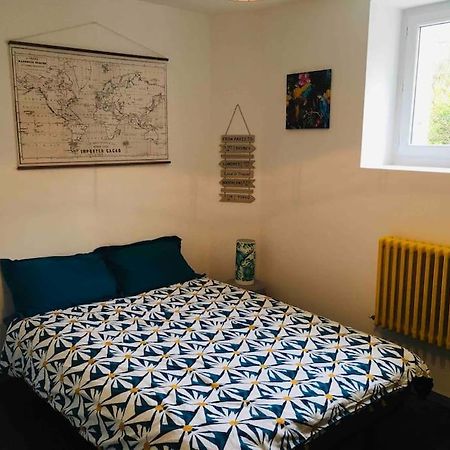 Logement Independant,Calme A 2 Pas Du Centre Ville Lannion Kültér fotó